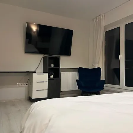 Apartment Skylark - Melbourne Penthouse With Jacuzzi & View *