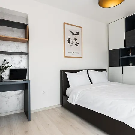 Skylark - Melbourne Penthouse With Jacuzzi & View *