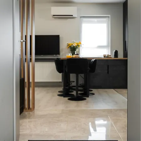 Apartment Skylark - Melbourne Penthouse With Jacuzzi & View *