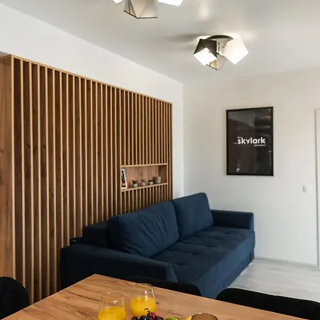 Skylark - Melbourne Penthouse With Jacuzzi & View