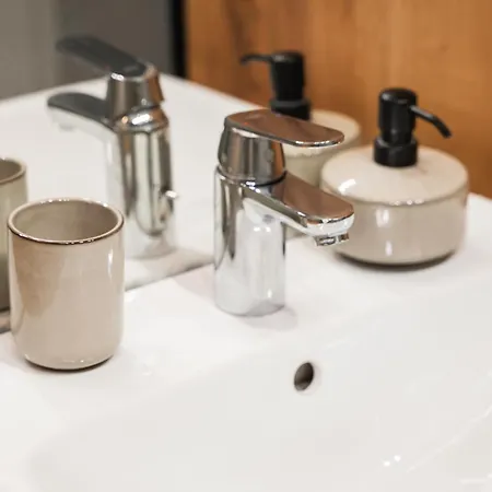 Apartment Skylark - Melbourne Penthouse With Jacuzzi & View