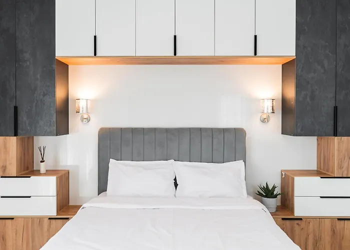 Skylark - Melbourne Penthouse With Jacuzzi & View *