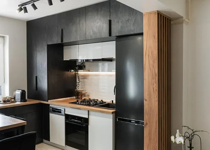 Skylark - Melbourne Penthouse With Jacuzzi & View *